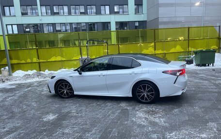 Toyota Camry, 2023 год, 5 600 000 рублей, 5 фотография