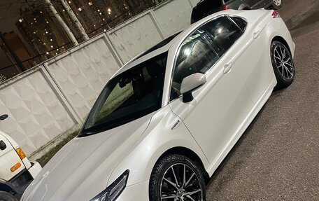 Toyota Camry, 2023 год, 5 600 000 рублей, 12 фотография