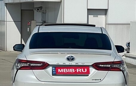 Toyota Camry, 2023 год, 5 600 000 рублей, 13 фотография