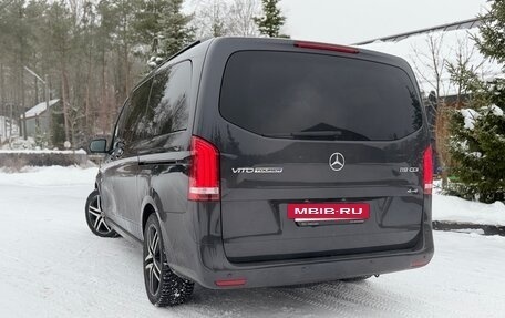 Mercedes-Benz Vito, 2021 год, 6 850 000 рублей, 4 фотография