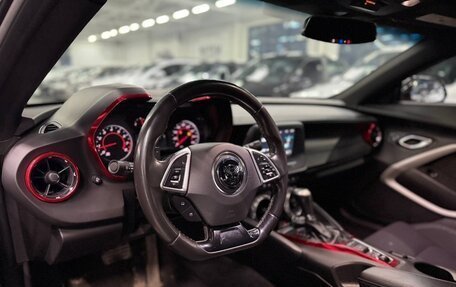 Chevrolet Camaro VI, 2018 год, 2 449 000 рублей, 7 фотография