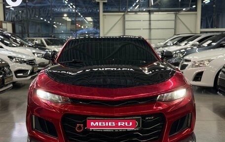 Chevrolet Camaro VI, 2018 год, 2 449 000 рублей, 2 фотография