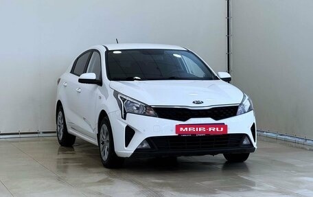 KIA Rio IV, 2021 год, 1 487 000 рублей, 2 фотография