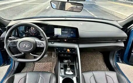 Hyundai Elantra, 2022 год, 1 470 000 рублей, 6 фотография