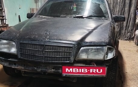 Mercedes-Benz C-Класс, 1995 год, 180 000 рублей, 2 фотография