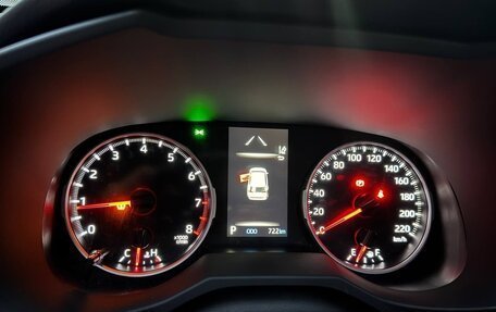 Toyota RAV4, 2024 год, 3 900 000 рублей, 5 фотография