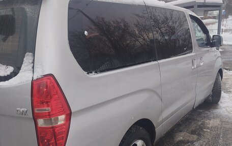 Hyundai Grand Starex Grand Starex I рестайлинг 2, 2010 год, 1 350 000 рублей, 4 фотография