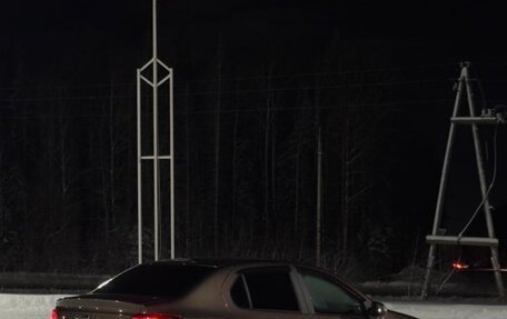 Renault Logan II, 2020 год, 900 000 рублей, 2 фотография