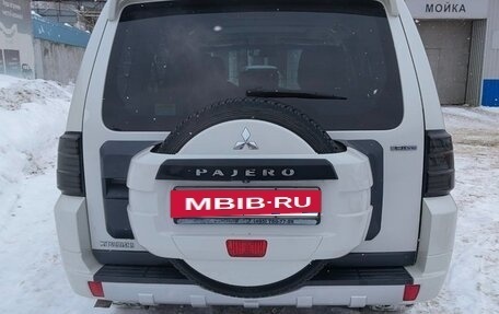 Mitsubishi Pajero IV, 2013 год, 2 700 000 рублей, 4 фотография