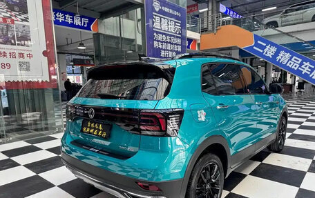 Volkswagen T-Cross I, 2023 год, 1 862 077 рублей, 3 фотография