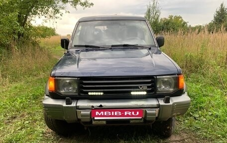Mitsubishi Montero III, 1995 год, 380 000 рублей, 2 фотография