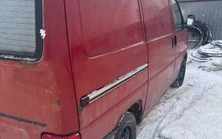 Volkswagen Transporter T4, 1993 год, 365 000 рублей, 2 фотография