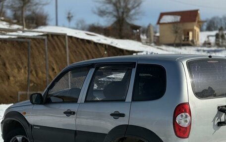 Chevrolet Niva I рестайлинг, 2009 год, 395 000 рублей, 3 фотография