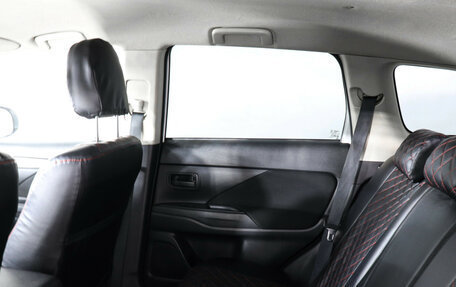 Mitsubishi Outlander III рестайлинг 3, 2012 год, 1 147 000 рублей, 12 фотография