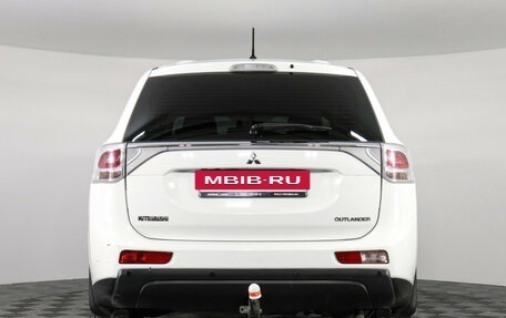 Mitsubishi Outlander III рестайлинг 3, 2012 год, 1 147 000 рублей, 6 фотография
