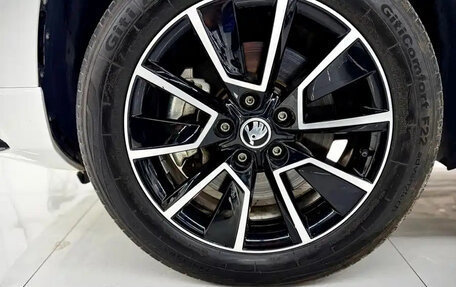 Skoda Karoq I, 2023 год, 2 300 077 рублей, 10 фотография