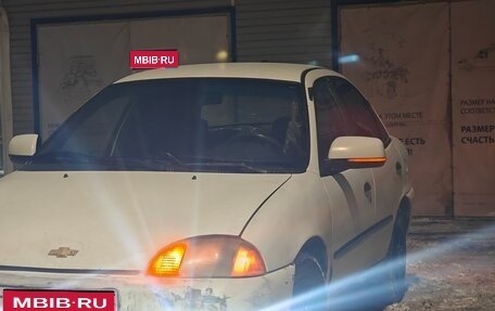 Chevrolet Metro, 1999 год, 300 000 рублей, 1 фотография