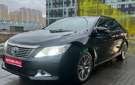 Toyota Camry, 2012 год, 1 800 000 рублей, 1 фотография