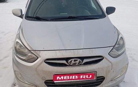 Hyundai Solaris II рестайлинг, 2011 год, 790 000 рублей, 1 фотография