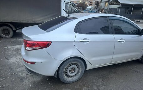 KIA Rio III рестайлинг, 2016 год, 1 050 000 рублей, 3 фотография