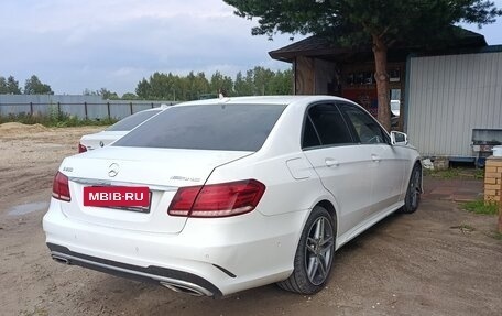 Mercedes-Benz E-Класс, 2015 год, 2 250 000 рублей, 3 фотография