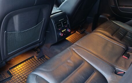 Volkswagen Touareg III, 2010 год, 2 350 000 рублей, 10 фотография