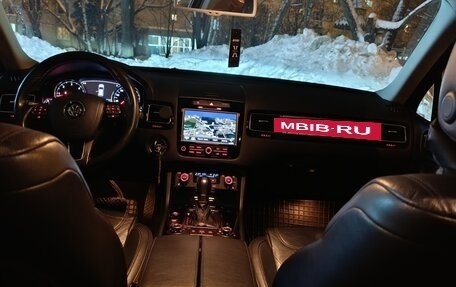 Volkswagen Touareg III, 2010 год, 2 350 000 рублей, 11 фотография