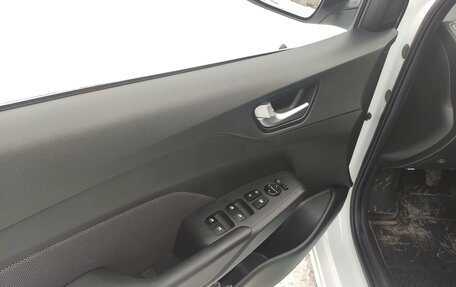 Hyundai Solaris II рестайлинг, 2018 год, 1 250 000 рублей, 7 фотография