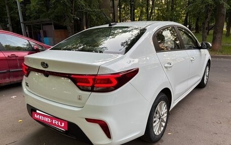 KIA Rio IV, 2020 год, 1 760 000 рублей, 2 фотография