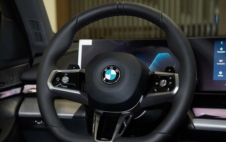 BMW 5 серия, 2025 год, 8 490 000 рублей, 15 фотография