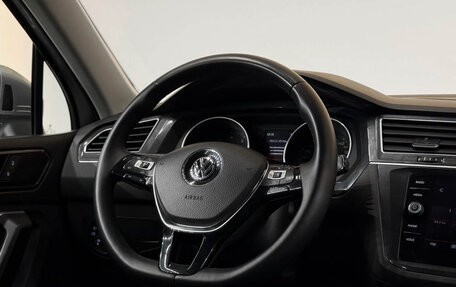 Volkswagen Tiguan II, 2018 год, 2 000 000 рублей, 8 фотография