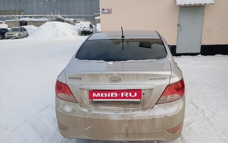 Hyundai Solaris II рестайлинг, 2011 год, 790 000 рублей, 3 фотография