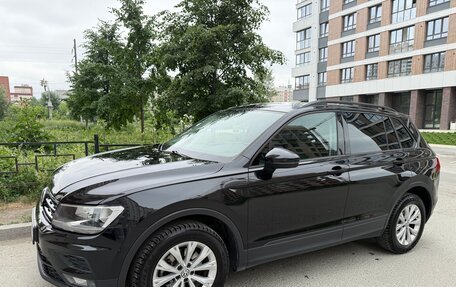 Volkswagen Tiguan II, 2017 год, 1 790 000 рублей, 8 фотография