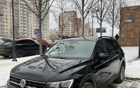 Volkswagen Tiguan II, 2017 год, 1 790 000 рублей, 12 фотография
