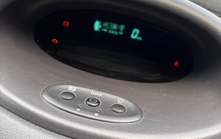 Toyota Vitz, 2002 год, 450 000 рублей, 12 фотография