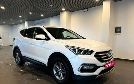 Hyundai Santa Fe III рестайлинг, 2016 год, 2 501 000 рублей, 1 фотография