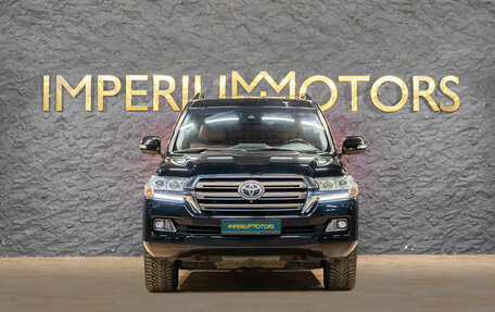 Toyota Land Cruiser 200, 2018 год, 5 950 000 рублей, 2 фотография