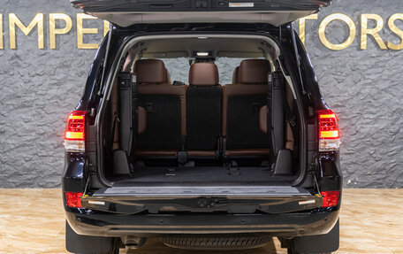 Toyota Land Cruiser 200, 2018 год, 5 950 000 рублей, 8 фотография