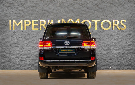 Toyota Land Cruiser 200, 2018 год, 5 950 000 рублей, 7 фотография