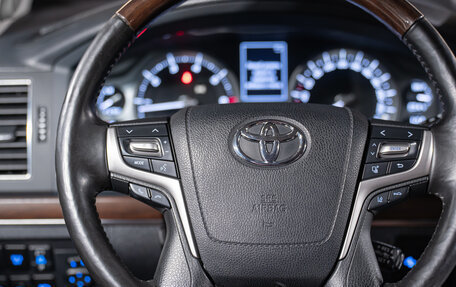 Toyota Land Cruiser 200, 2018 год, 5 950 000 рублей, 15 фотография