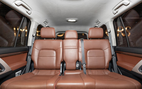 Toyota Land Cruiser 200, 2018 год, 5 950 000 рублей, 18 фотография