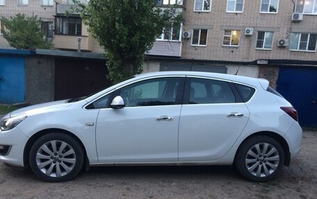 Opel Astra J, 2013 год, 570 000 рублей, 8 фотография