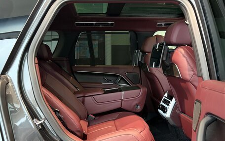 Land Rover Range Rover IV рестайлинг, 2025 год, 24 200 000 рублей, 12 фотография