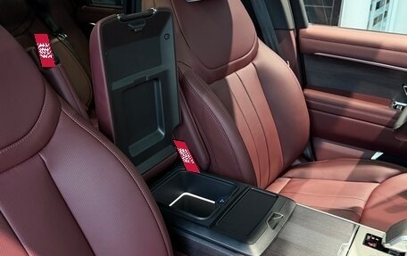 Land Rover Range Rover IV рестайлинг, 2025 год, 24 200 000 рублей, 19 фотография