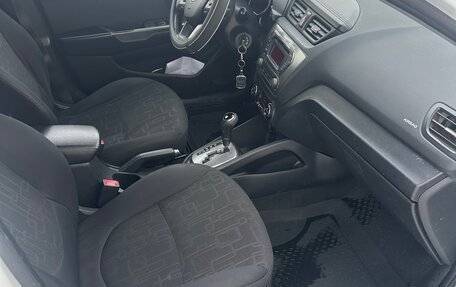 KIA Rio III рестайлинг, 2012 год, 520 000 рублей, 6 фотография