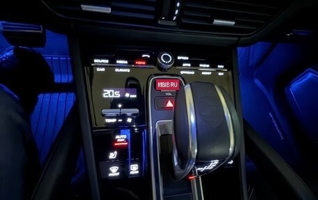 Porsche Cayenne III, 2022 год, 16 300 000 рублей, 13 фотография