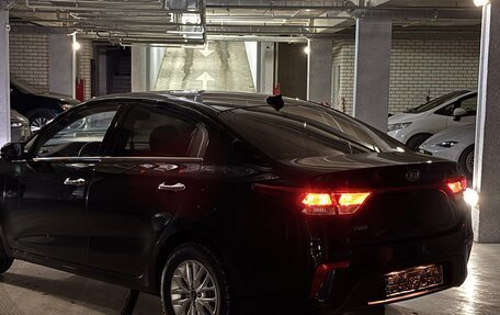 KIA Rio IV, 2020 год, 1 800 000 рублей, 3 фотография