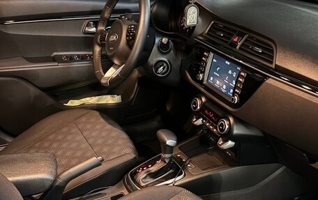 KIA Rio IV, 2020 год, 1 800 000 рублей, 9 фотография