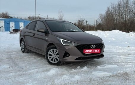 Hyundai Solaris II рестайлинг, 2020 год, 1 750 000 рублей, 12 фотография