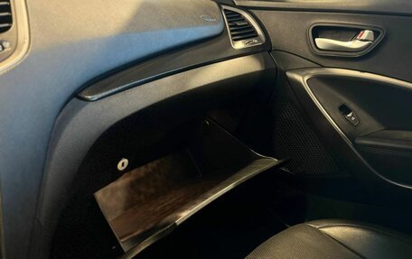 Hyundai Santa Fe III рестайлинг, 2016 год, 2 501 000 рублей, 29 фотография